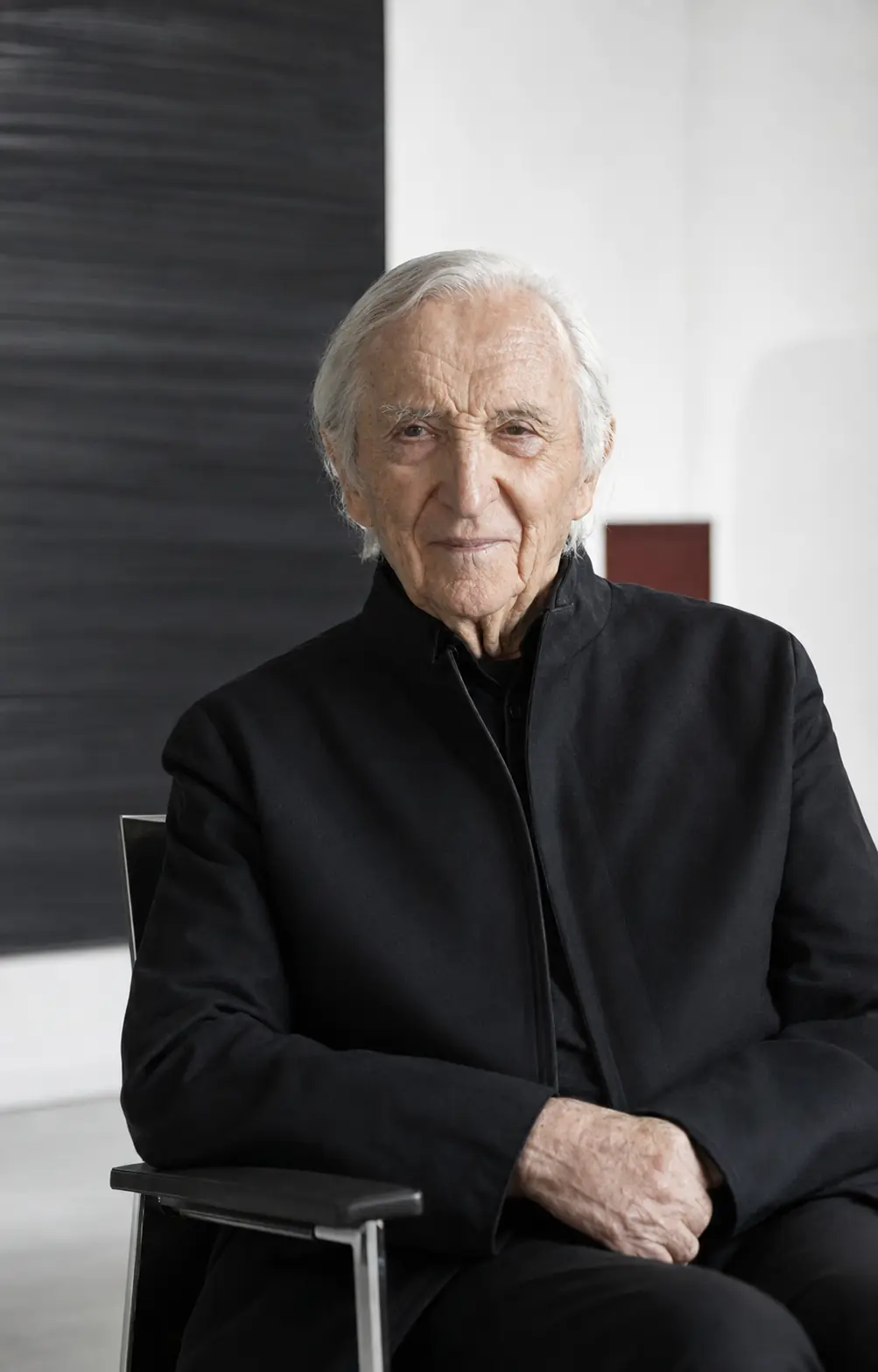 Portrait éditorial de synthèse représentant Pierre Soulages — non documentaire