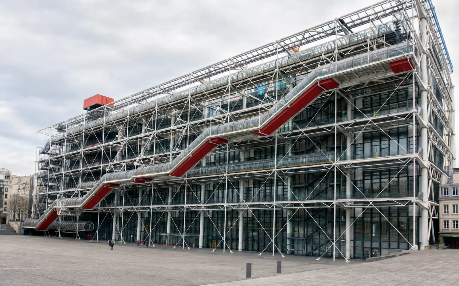 Interprétation photographique éditoriale du Centre Pompidou à Paris